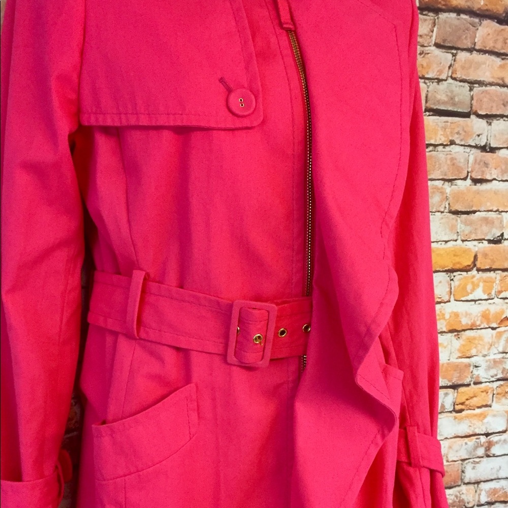 BCBG Maxazria Beautiful Pink Trench Coat - Picture 2 of 8
